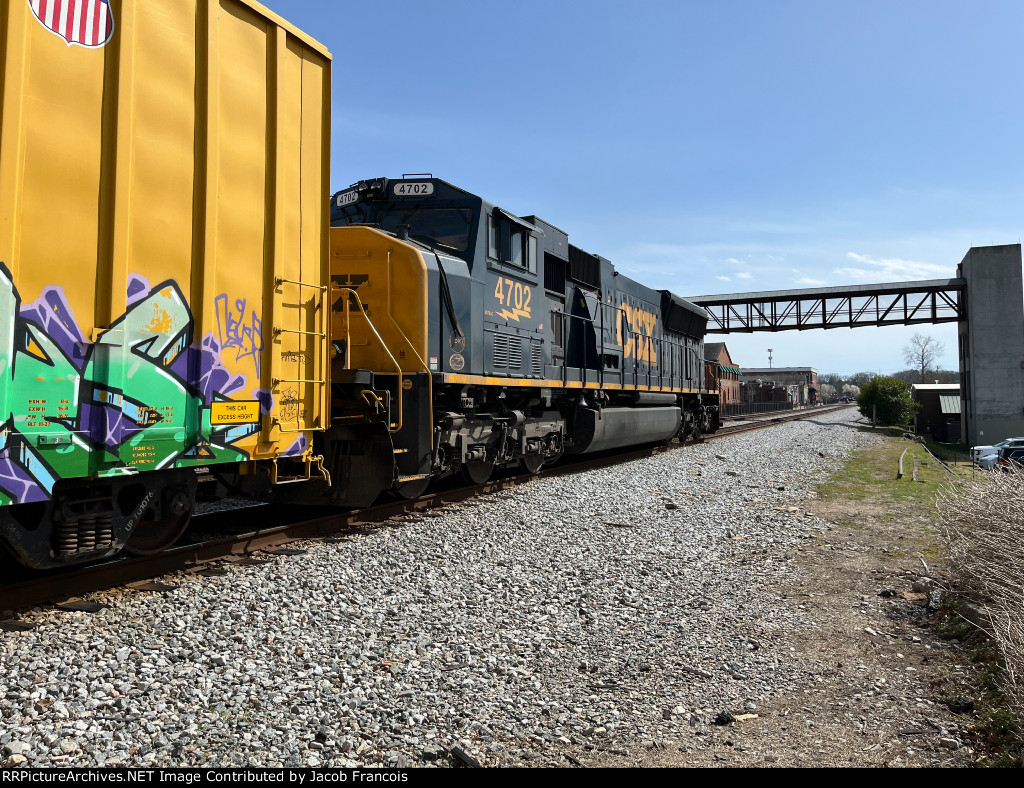 CSX 4702